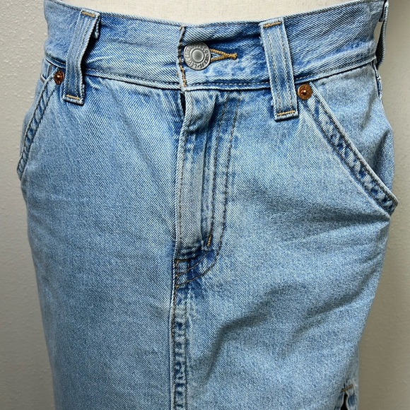 LEVIS Premium Denim Midi Skirt Jean Side Slit Light Wash 5 Pocket Below Knee 27 - Picture 8 of 16